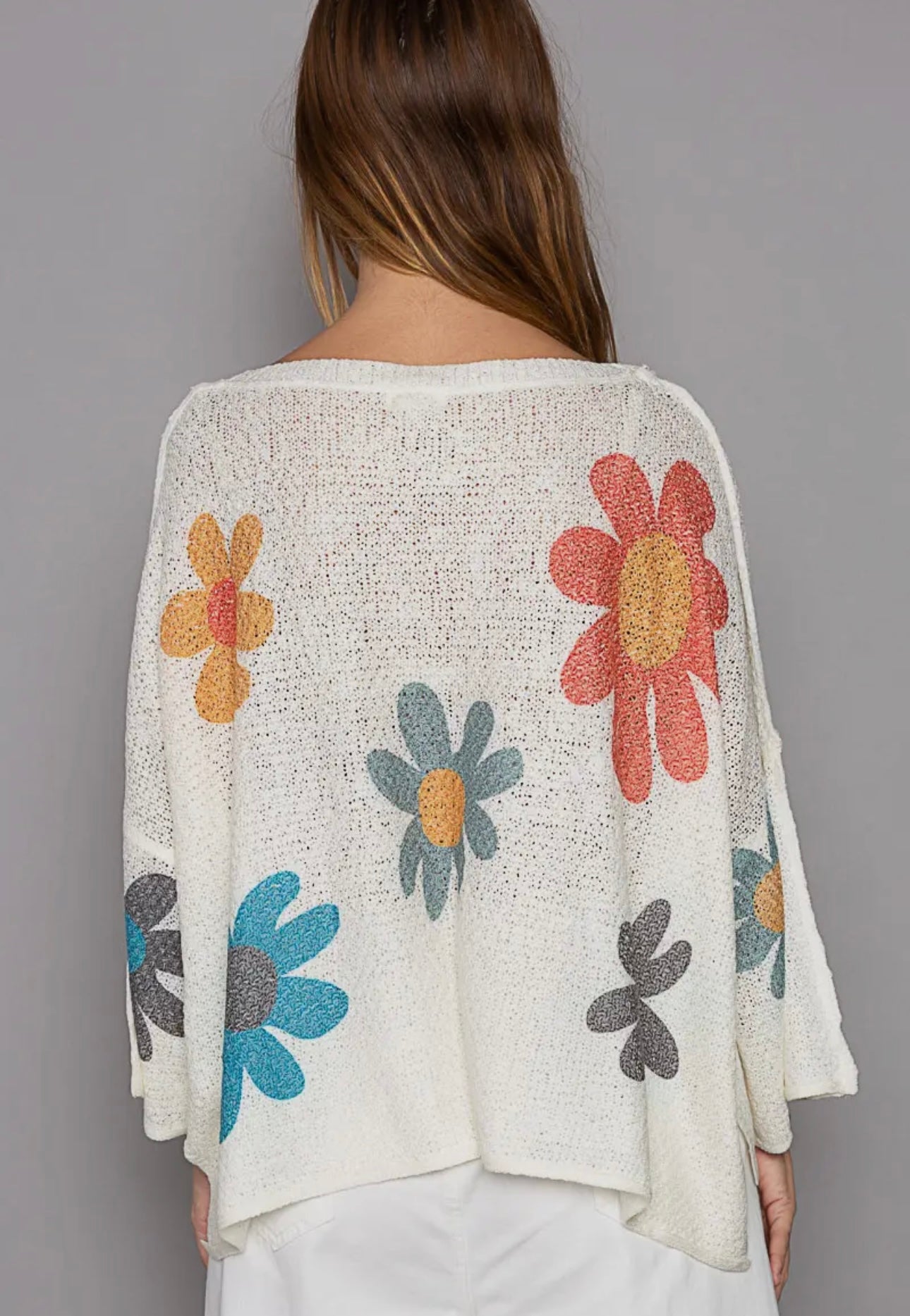 V-Neck Flower Lightweight Sweater