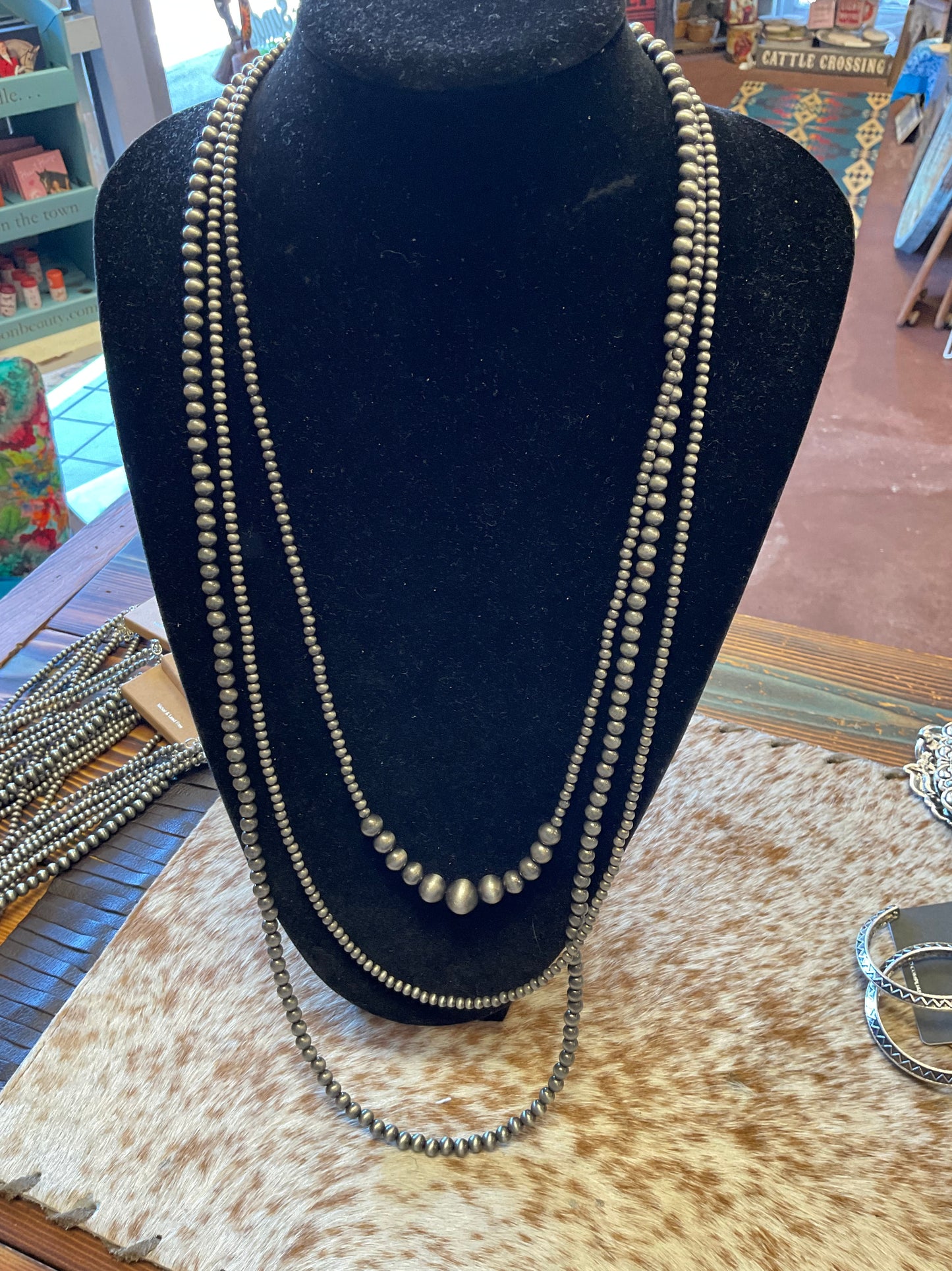 Navajo Pearl Necklace Thick