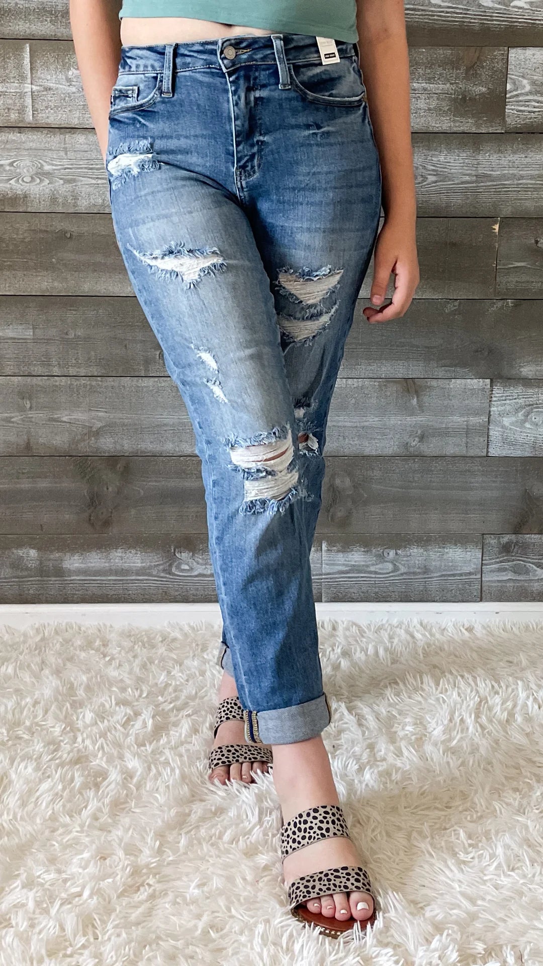 Judy Blue Hi-Waist Cuffed Boyfriend Jean