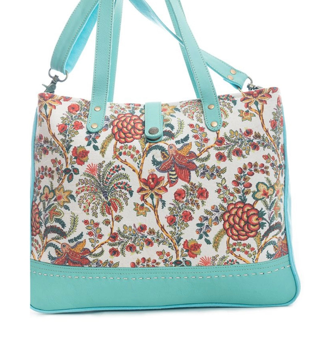 Mariposa Small Weekender Bag