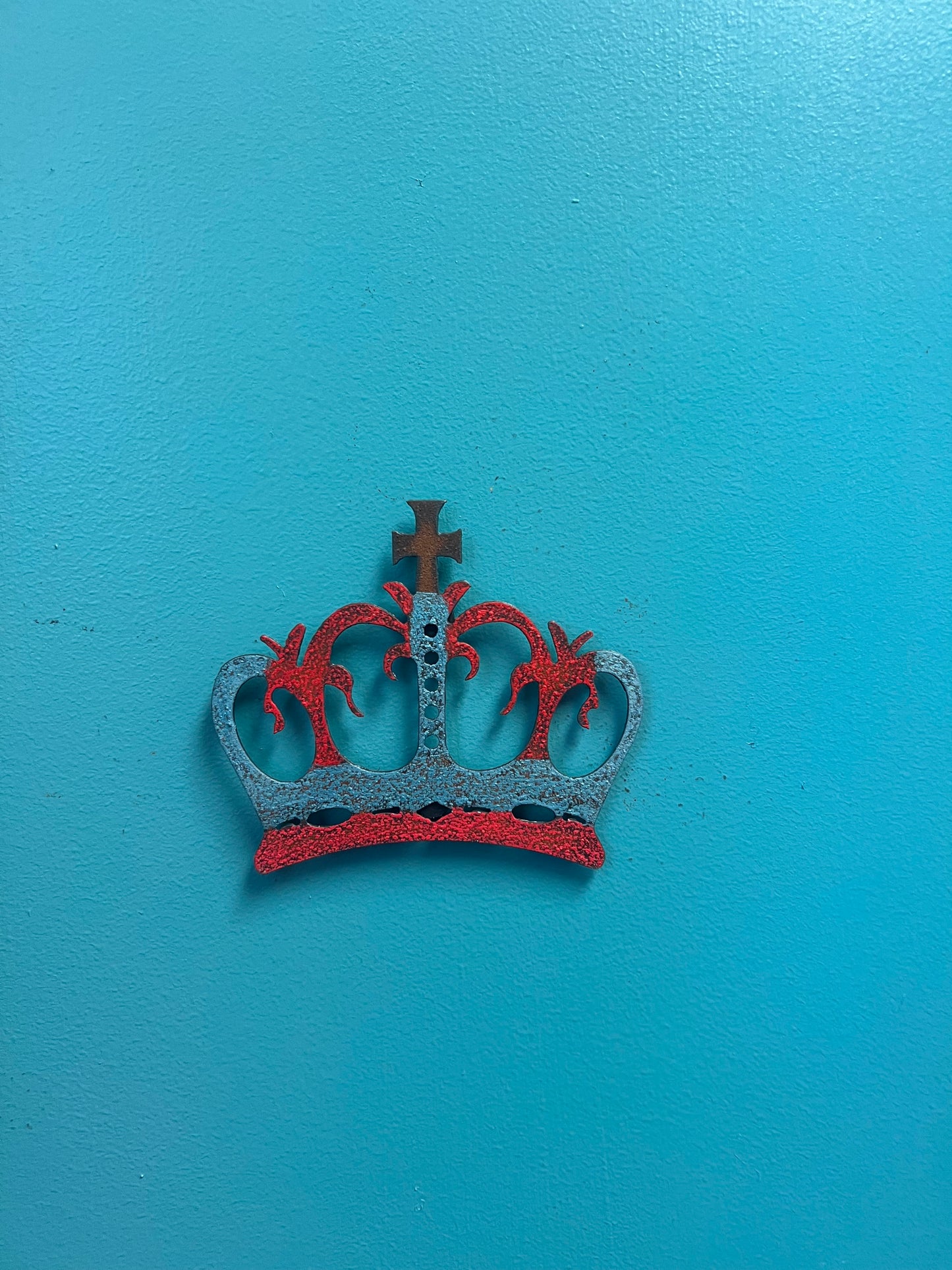 Crown Magnets