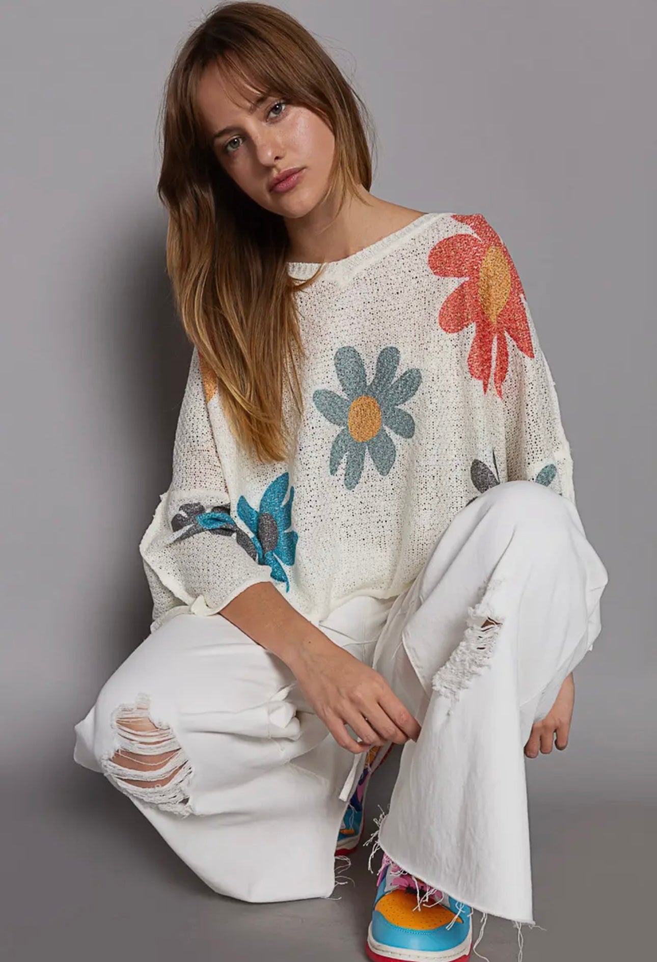 V-Neck Flower Lightweight Sweater