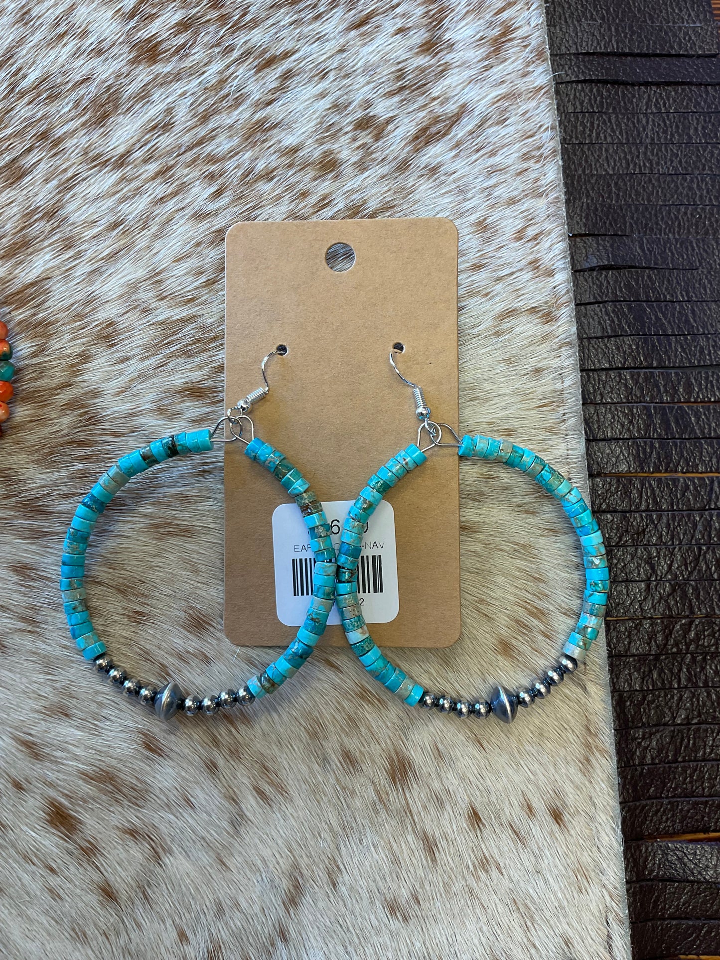 Spur Em Turquoise Authentic Pearl Hoops