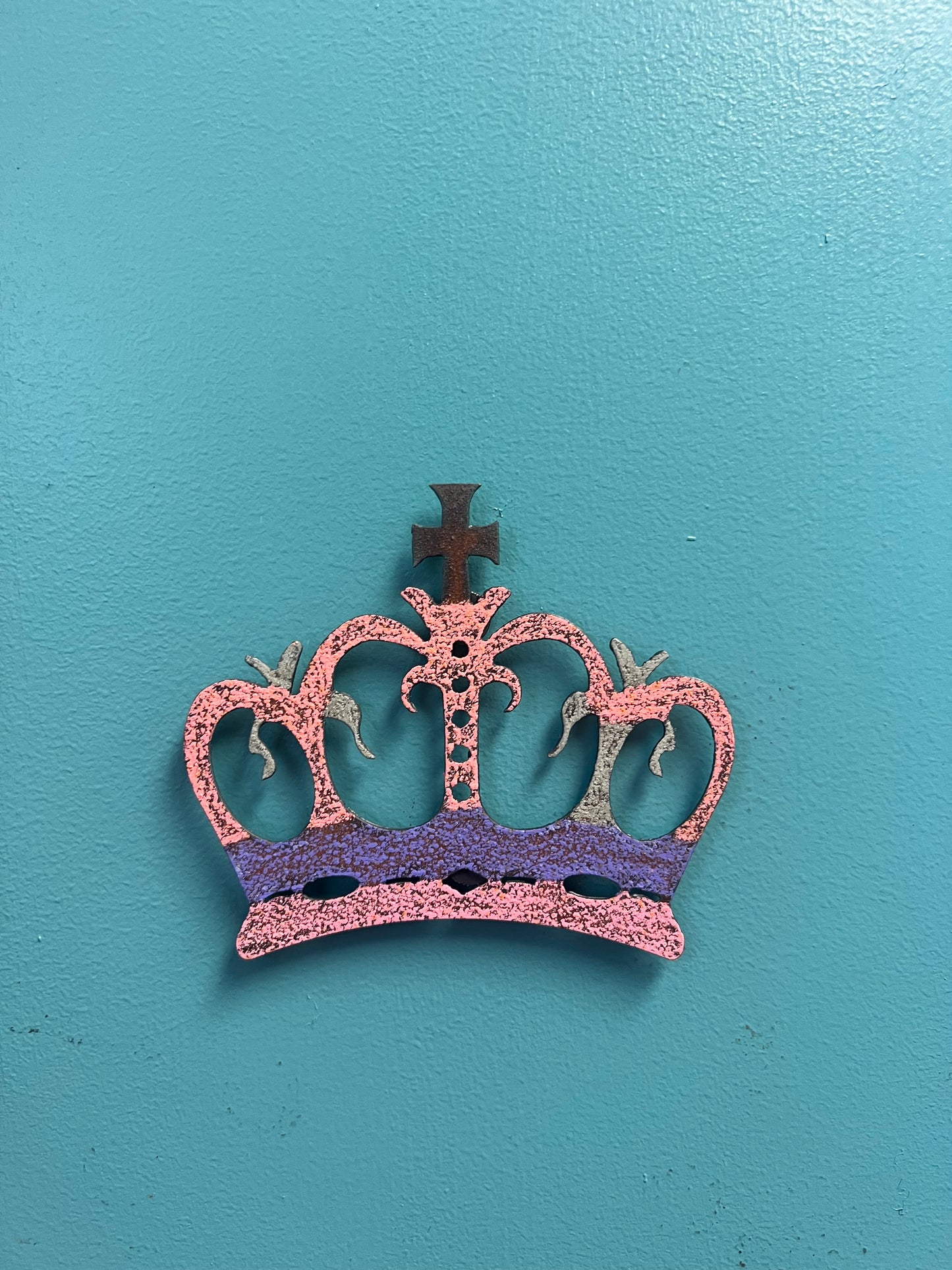 Crown Magnets